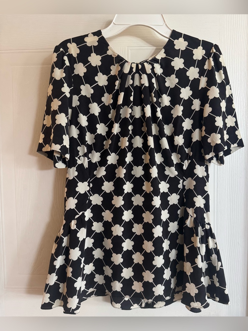 Spade New York 100% Silk Geometric Clover Lattice Top Size 6